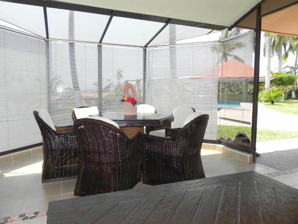 Coral Vista Del Mar Aparthotel Ixtapa  Exterior photo